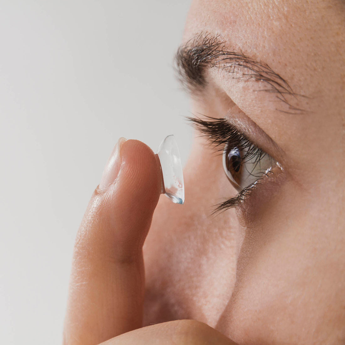 ¿Cómo usar lentes de contacto?